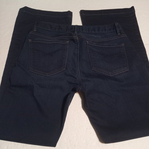 GAP 1969 Women's Long and Lean Flared Leg Jeans 6R/28 889179 Dark Wash - Picture 3 of 8